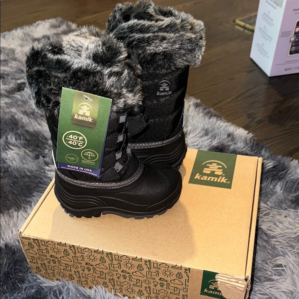 Kamik Black Winter Boots with Faux Fur